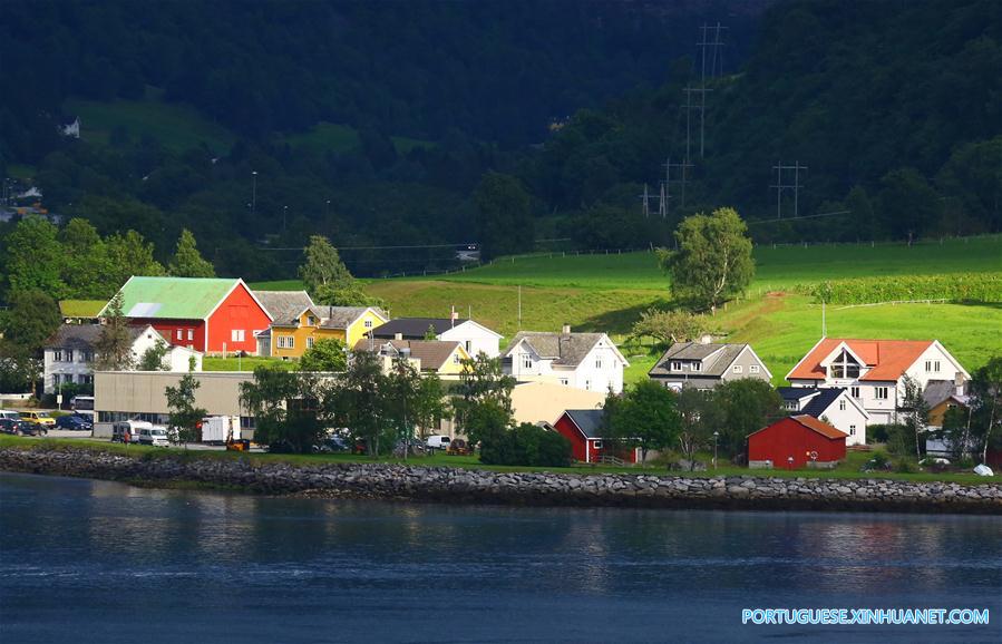 （晚报）（1）挪威：山清水秀看峡湾