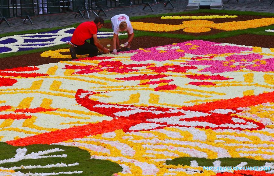 BELGIUM-BRUSSELS-FLOWER CARPET