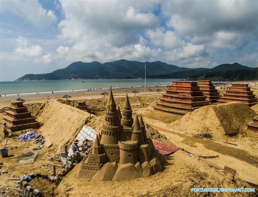 （社会）（3）“沙绘G20”舟山国际沙雕展正式开雕