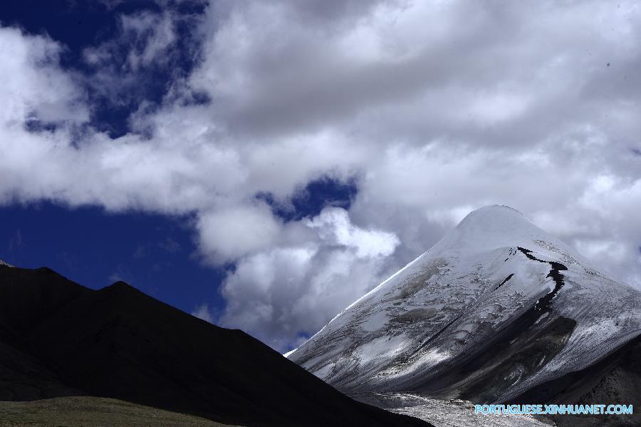 Paysage du mont Yuzhu des montagnes Kunlun