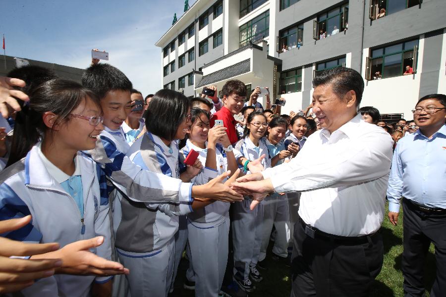 （XHDW）（5）习近平在北京市八一学校考察