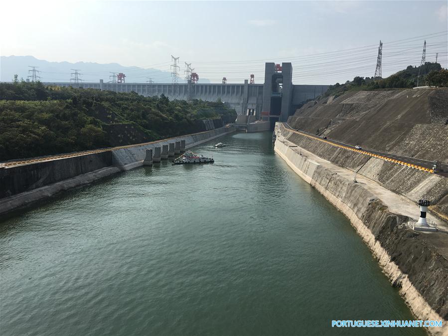 （新华全媒头条&middot;图文互动）（8）揭秘三峡升船机建设：长江&ldquo;黄金水道&rdquo;建起又一&ldquo;世界之最&rdquo;