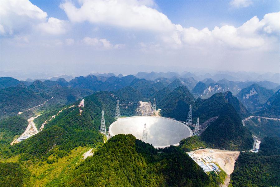 (7)CHINA-GUIZHOU-TECNOLOGIA-TELESCOPIO