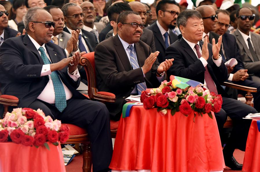 (6)ETIOPIA-ADIS ABEBA-CHINA-INDUSTRIA-TRANSPORTE