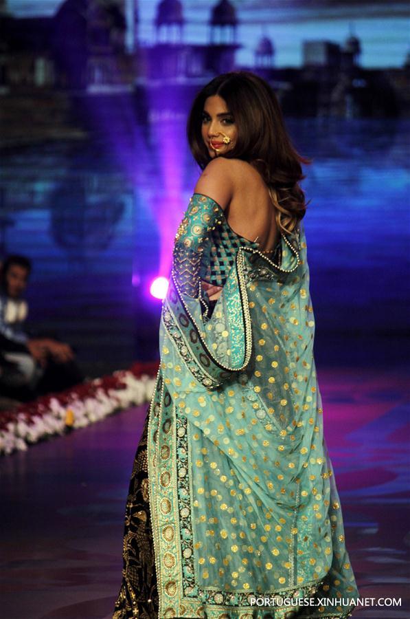 (6)PAKISTAN-LAHORE-MODA-EVENTO