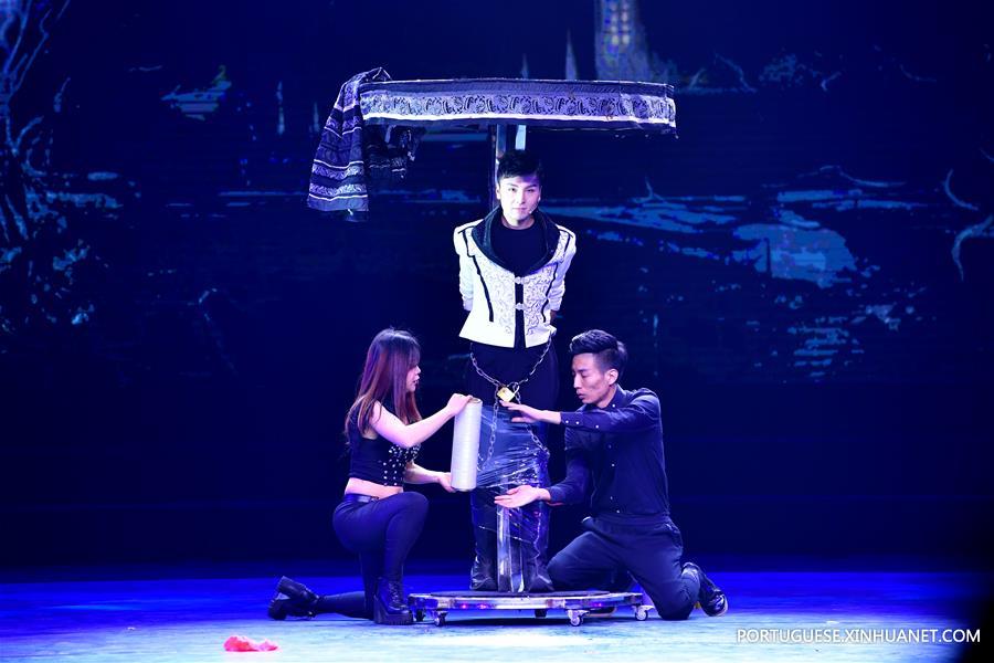 CHINA-HENAN-ACROBATICS FESTIVAL (CN) 