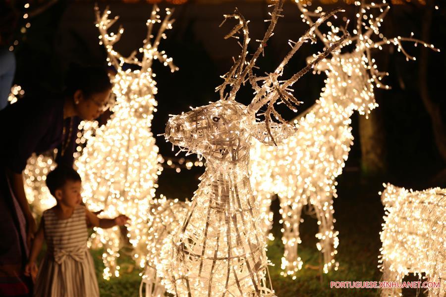 MYANMAR-YANGON-CHRISTMAS DECORATIONS