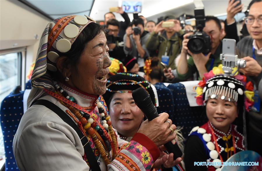 (8)CHINA-KUNMING-INDUSTRIA-TRANSPORTE  