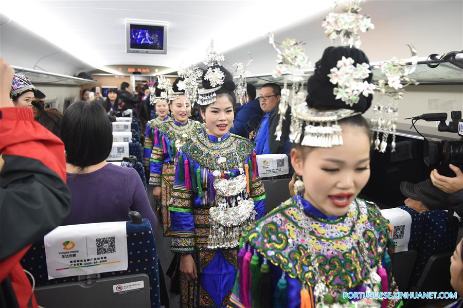 (10)CHINA-KUNMING-INDUSTRIA-TRANSPORTE  