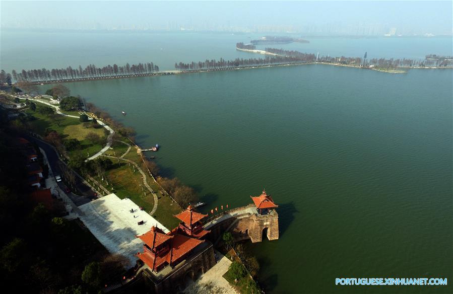 CHINA-HUBEI-WUHAN-DONGHU LAKE-GREENWAY (CN)