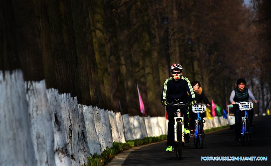 CHINA-HUBEI-WUHAN-DONGHU LAKE-GREENWAY (CN)