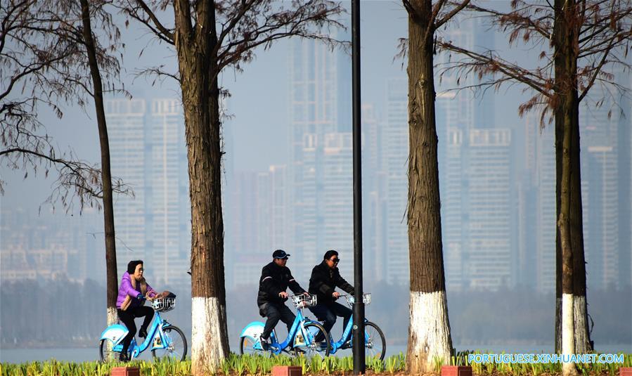 CHINA-HUBEI-WUHAN-DONGHU LAKE-GREENWAY (CN)