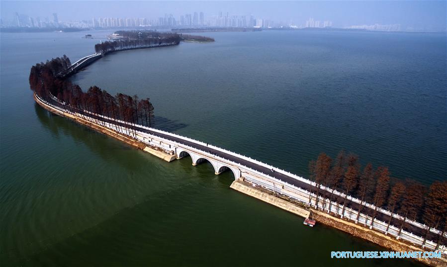 CHINA-HUBEI-WUHAN-DONGHU LAKE-GREENWAY (CN)