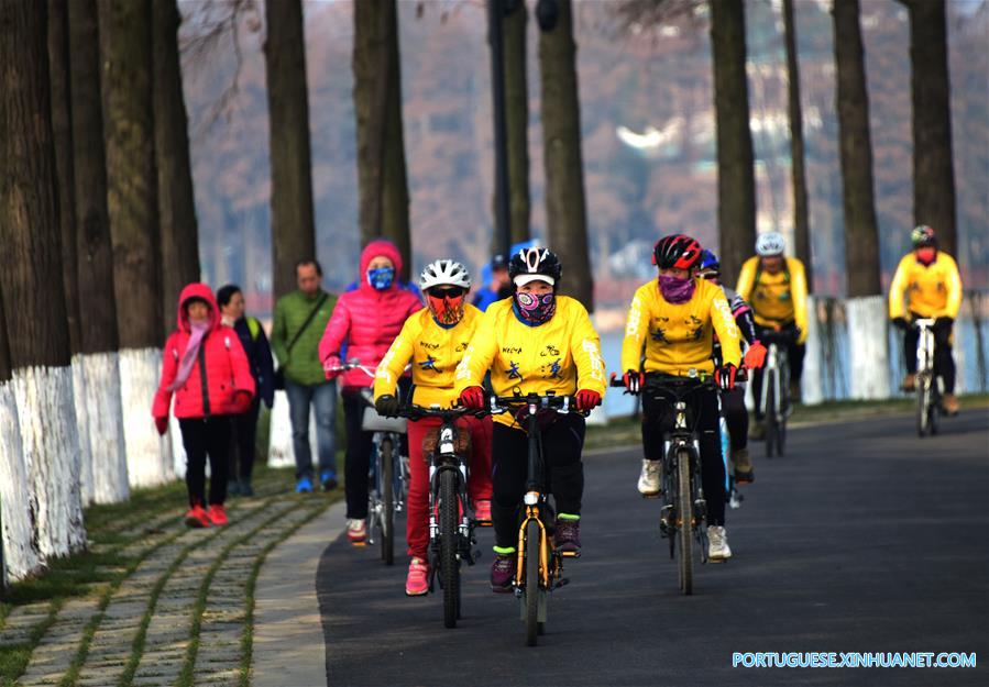 CHINA-HUBEI-WUHAN-DONGHU LAKE-GREENWAY (CN)