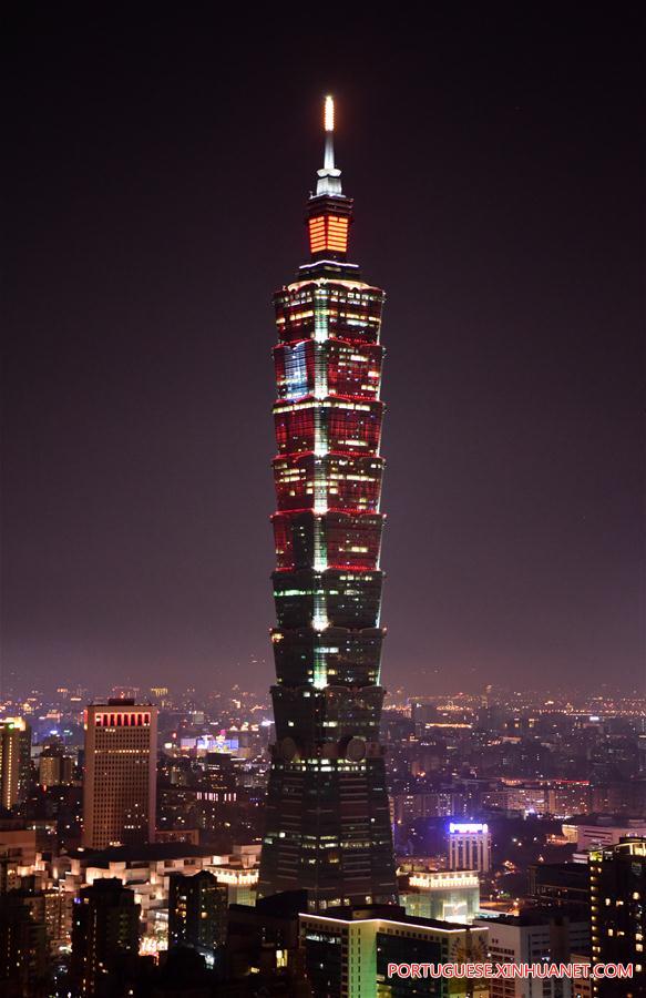 CHINA-TAIPEI-NEW YEAR-LIGHT SHOW (CN)