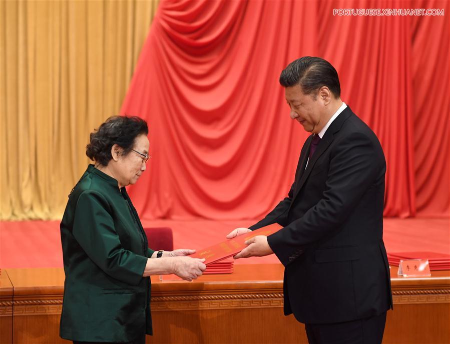 CHINA-BEIJING-SCIENTISTS-ACHIEVEMENTS-AWARD (CN)