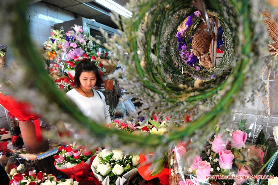 THAILAND-BANGKOK-VALENTINE'S DAY-FLOWER