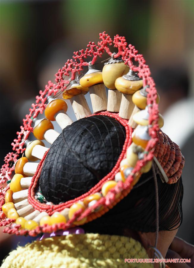 CHINA-SICHUAN-HEADWEAR(CN)