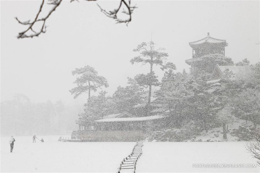 #CHINA-HEBEI-SNOWFALL (CN)