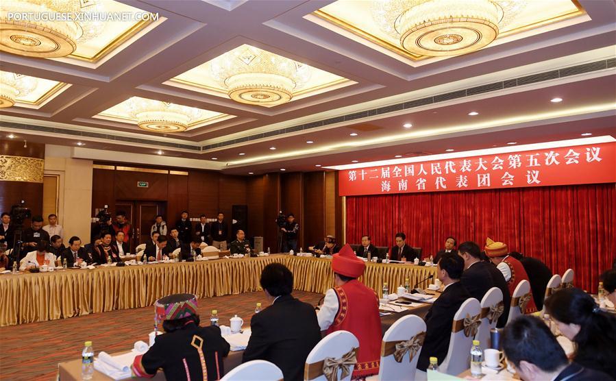 (TWO SESSIONS) CHINA-BEIJING-NPC-HAINAN DELEGATION-PLENARY MEETING-OPEN (CN)