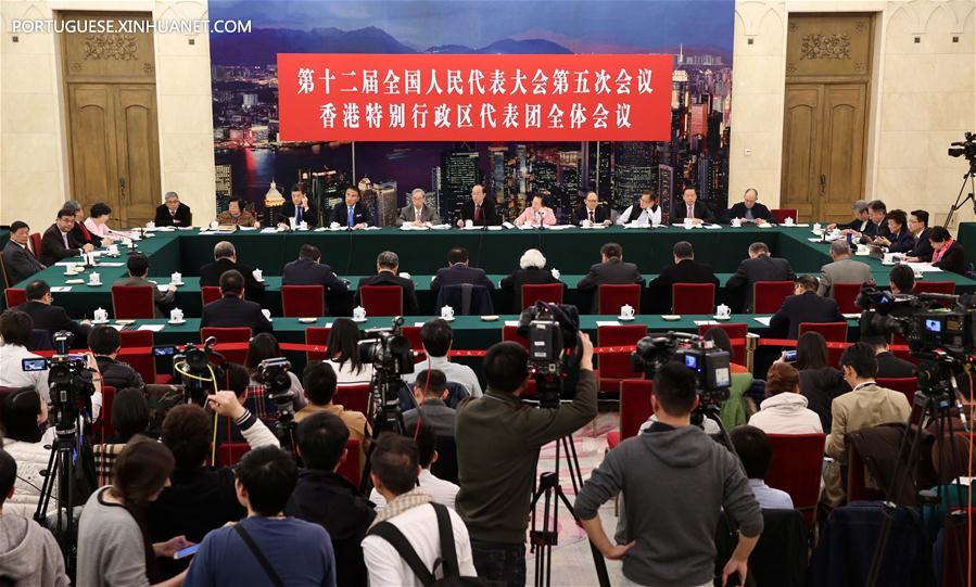 (TWO SESSIONS) CHINA-BEIJING-NPC-HONG KONG DELEGATION-PLENARY MEETING-OPEN (CN)