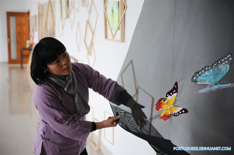 CHINA-ART-ARTIST-EMBROIDERY (CN)