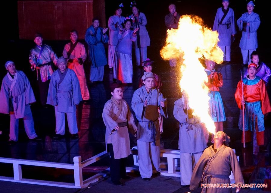 CHINA-KAIFENG-PERFORMANCE (CN)