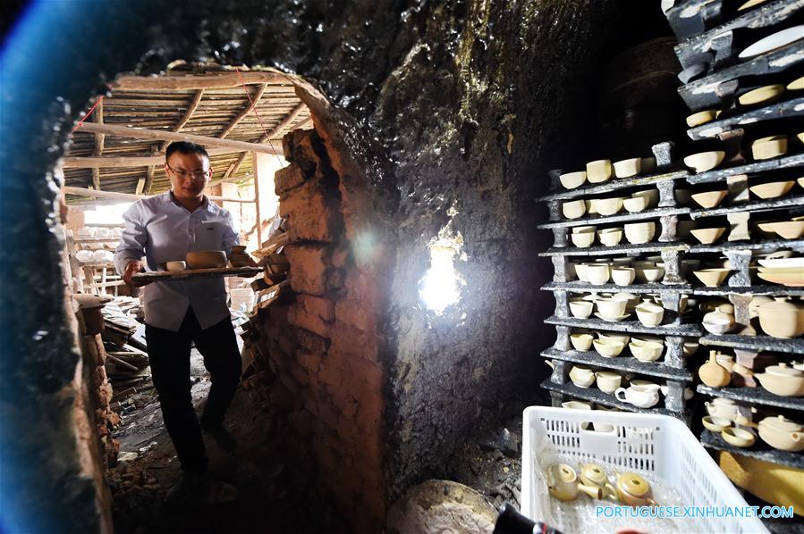 CHINA-FUJIAN-DEHUA-PORCELAIN (CN)