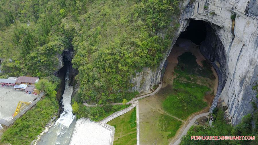 CHINA-HUBEI-CAVE-TOURISM (CN)