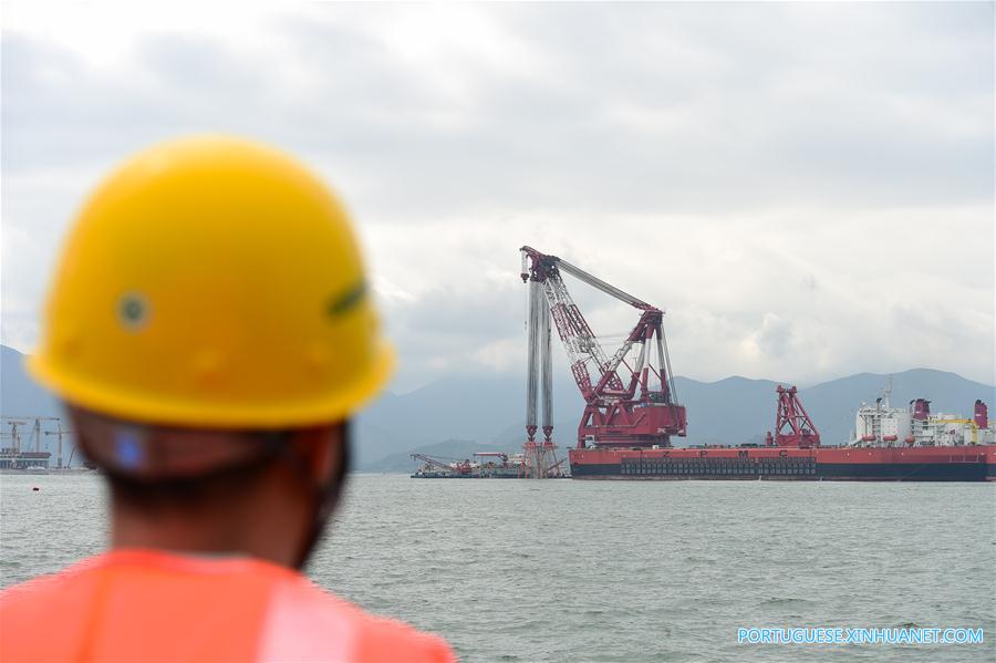 CHINA-CROSS-SEA BRIDGE-CONSTRUCTION (CN)