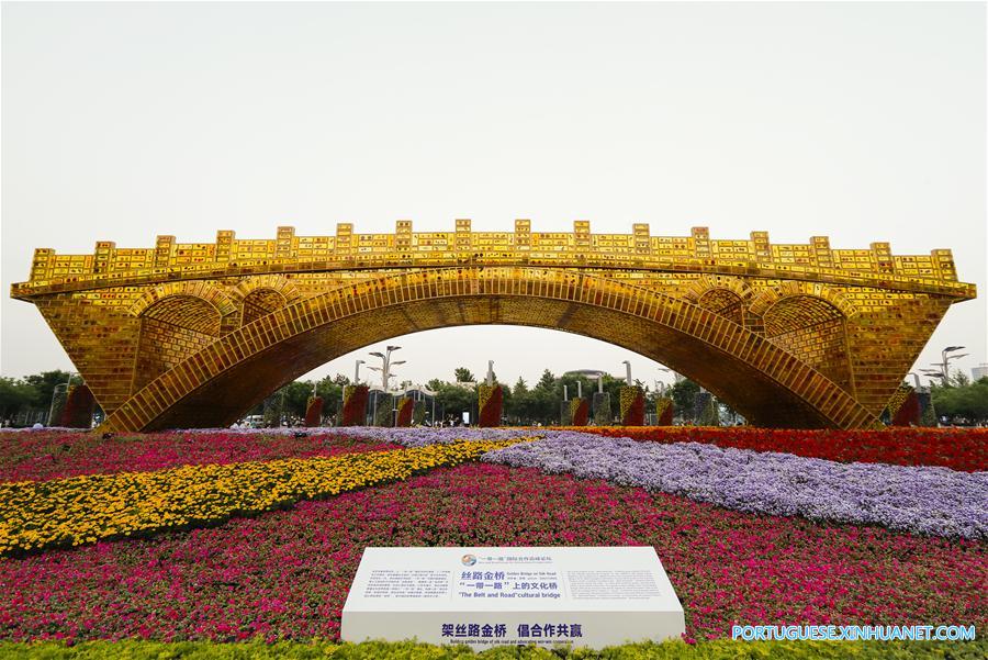 [XINHUA INSIGHT] CHINA-BEIJING-BELT AND ROAD-GOLDEN BRIDGE (CN)