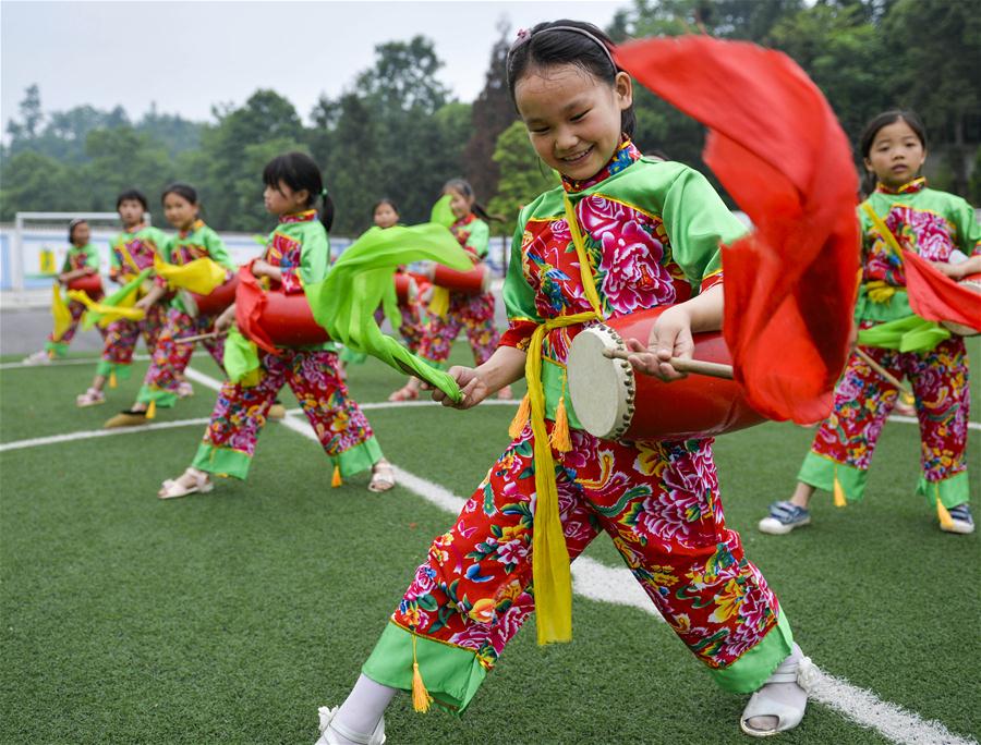 #CHINA-INT'L CHILDREN'S DAY-CELEBRATIONS (CN)