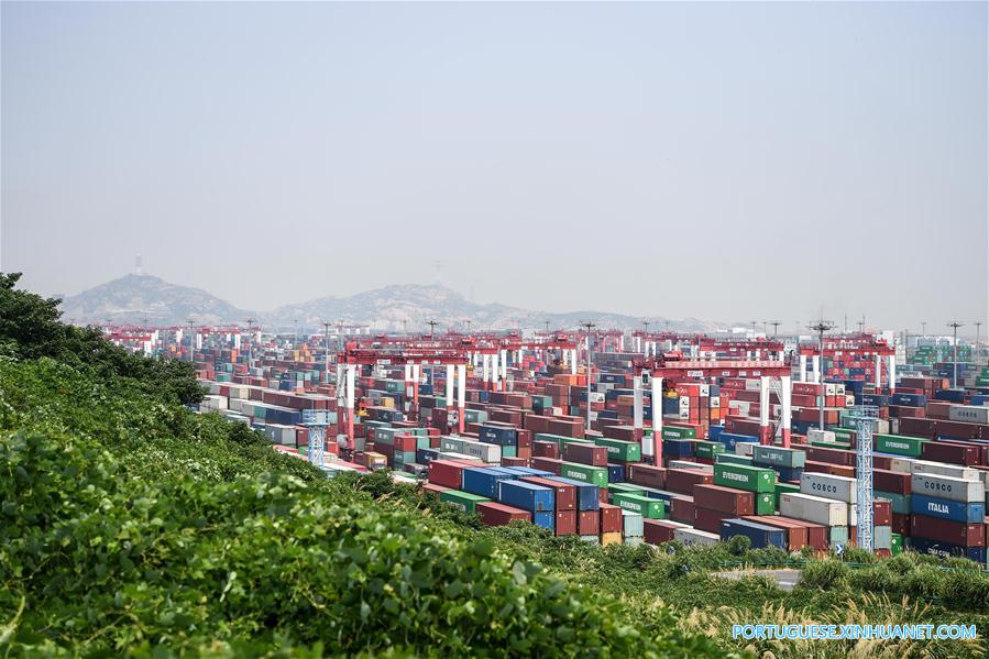 CHINA-SHANGHAI-YANGSHAN DEEP WATER PORT (CN)