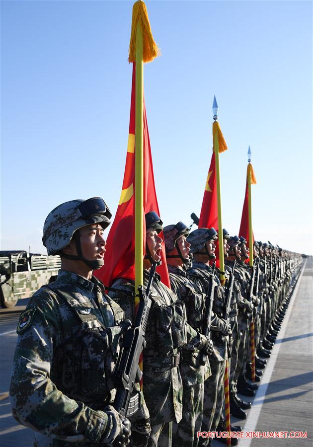 (PLA 90)CHINA-INNER MONGOLIA-MILITARY PARADE (CN)