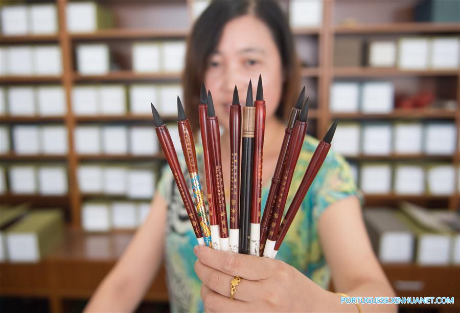 CHINA-ZHEJIANG-FETAL HAIR-WRITING BRUSH(CN)