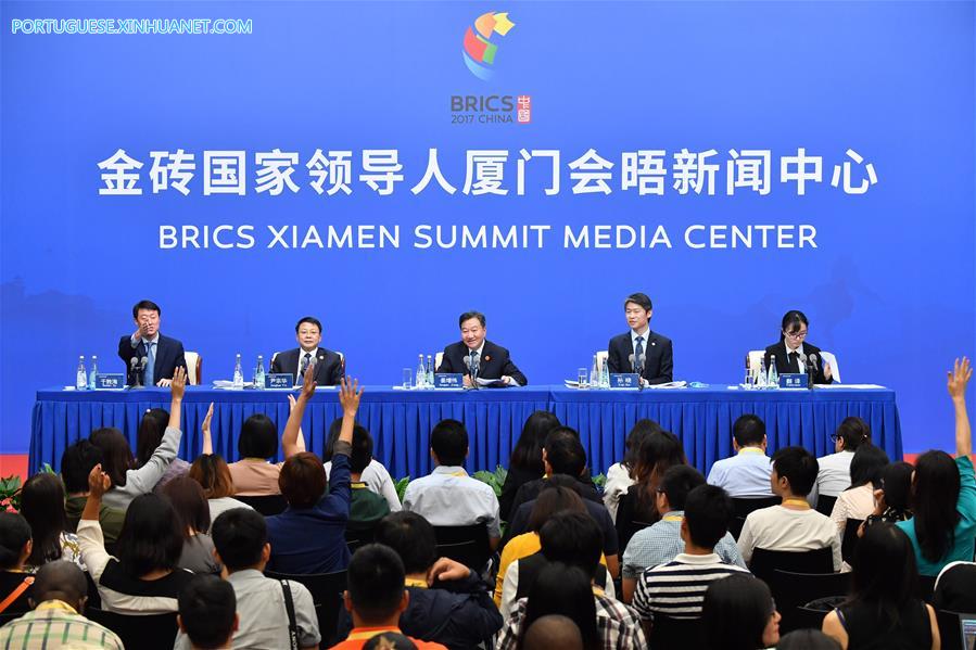 (XIAMEN SUMMIT)CHINA-XIAMEN-BRICS-BUSINESS FORUM-PRESS CONFERENCE (CN)