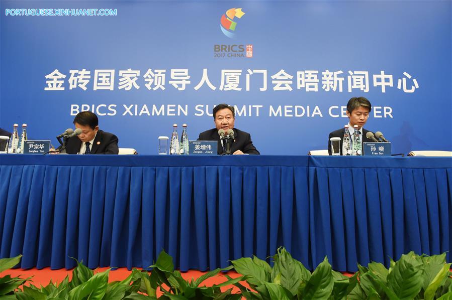 (XIAMEN SUMMIT)CHINA-XIAMEN-BRICS-BUSINESS FORUM-PRESS CONFERENCE (CN)