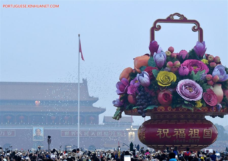 CHINA-BEIJING-NATIONAL DAY-FLAG-RAISING CEREMONY (CN)