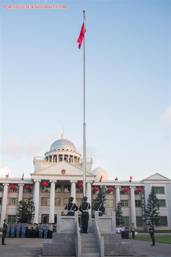 CHINA-NATIONAL DAY-FLAG-RAISING CEREMONY (CN)