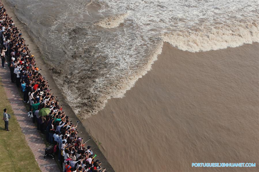 CHINA-ZHEJIANG-QIANTANG RIVER-TIDAL BORE(CN)