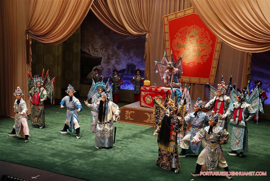 BRITAIN-LONDON-CHINA-PEKING OPERA PERFORMANCE