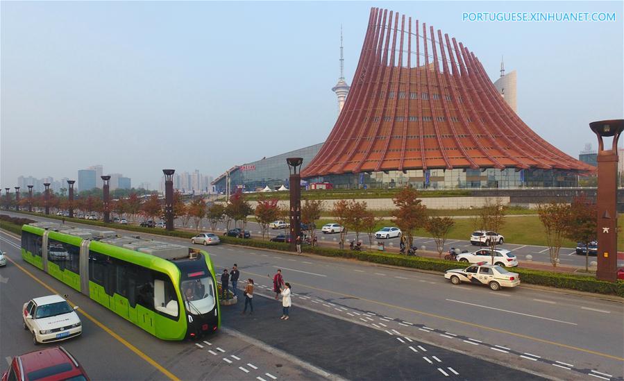 CHINA-HUNAN-SMART BUS-TEST RUN (CN)