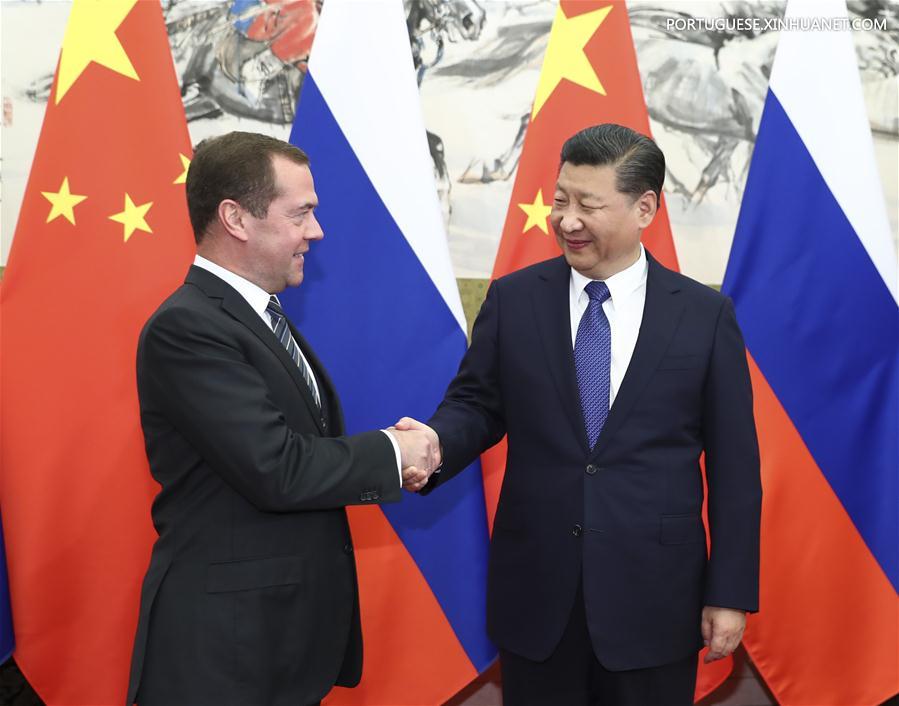 CHINA-BEIJING-XI JINPING-RUSSIAN PM-MEETING (CN)