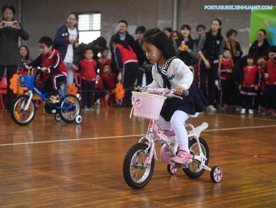 CHINA-HANGZHOU-CHILDREN-KINDERGARTEN-SPORTS MEETING (CN)