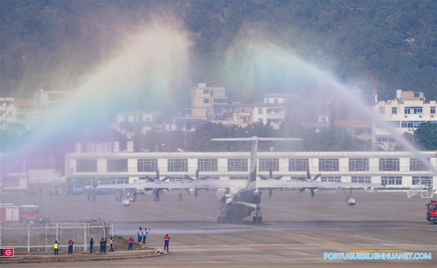 CHINA-GUANGDONG-LARGE AMPHIBIOUS AIRCRAFT-AG600-MAIDEN FLIGHT (CN)