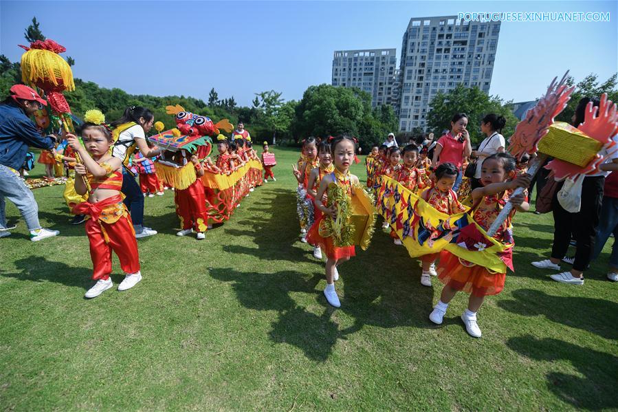 CHINA-ZHEJIANG-DRAGON BOAT FESTIVAL-ACTIVITY (CN)