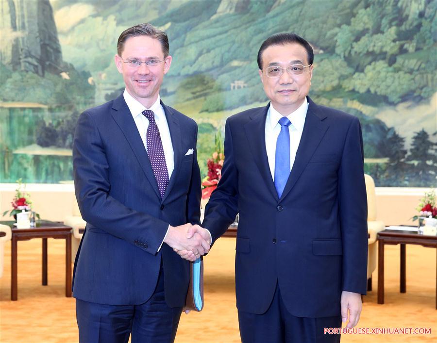 CHINA-BEIJING-LI KEQIANG-EUROPEAN COMMISSION-JYRKI KATAINEN-MEETING (CN)