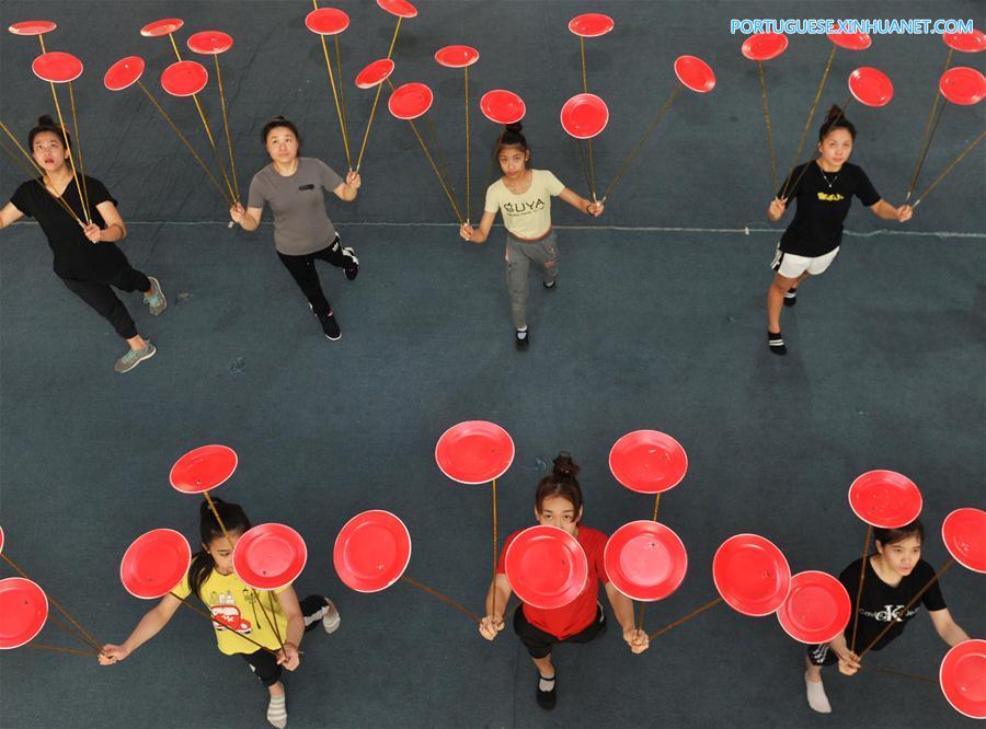 CHINA-HEBEI-CANGZHOU-ACROBATICS (CN)