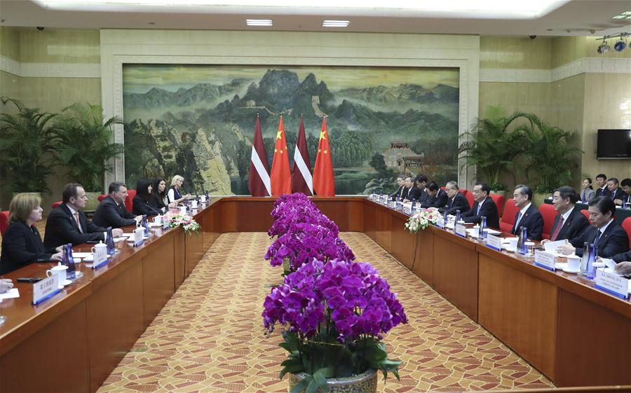 CHINA-TIANJIN-LI KEQIANG-LATVIA-PRESIDENT-MEETING (CN)