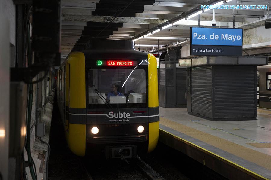 ARGENTINA-BUENOS AIRES-DAILYLIFE-CHINA-IMPORTED SUBWAY TRAIN